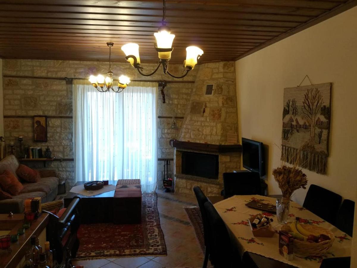 La Casa Di Pietra Βίλα Καρπενήσι Εξωτερικό φωτογραφία